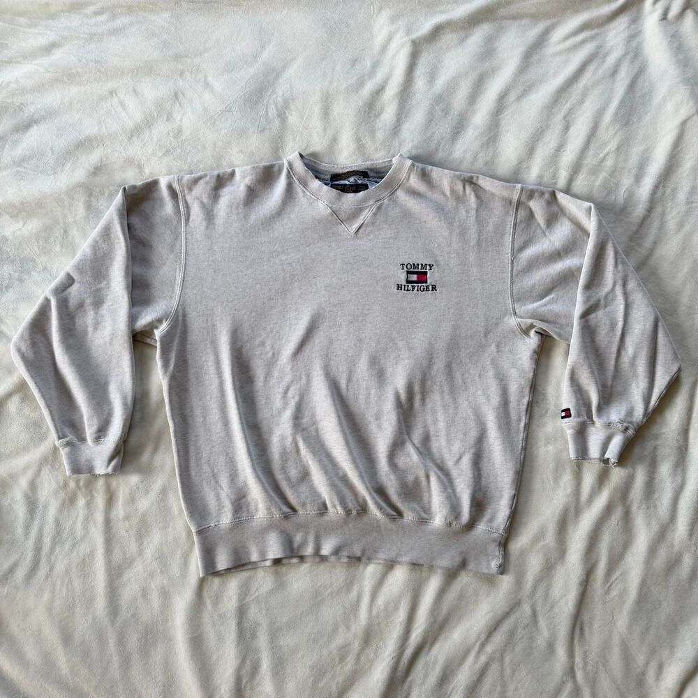 vintage Tommy Hilfiger crewneck sweatshirt embroidered logo M preppy streetwear